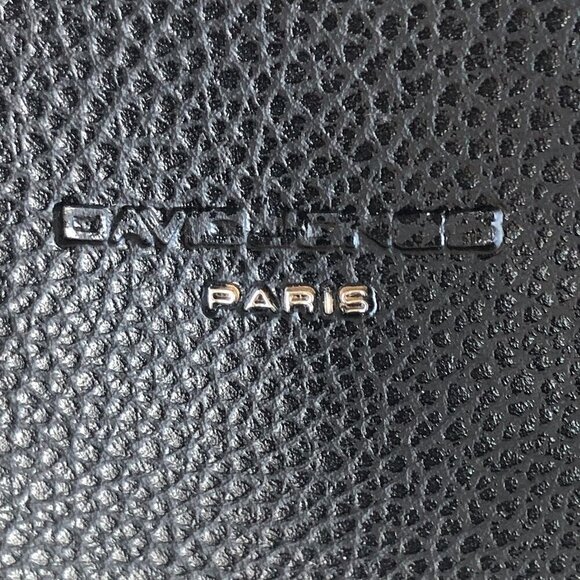 DAVID JONES PARIS pebbled faux leather black silver hardware shoulder/handbag - Picture 2 of 15